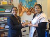 2. Ms Nidhi Agrawal felicitating the Principal of Gyan Ganga Educational Academy